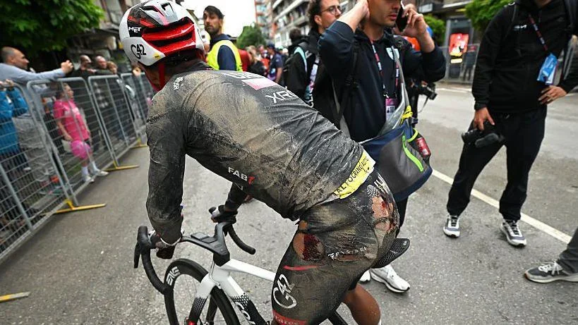 Several riders suffered cuts and ripped Lycra, including another of Yates' team-mates, Jhonatan Narvaez